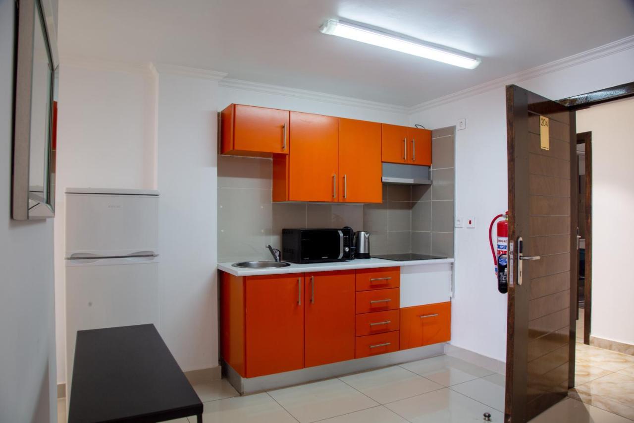Wdc Aparthotel - Buea エクステリア 写真