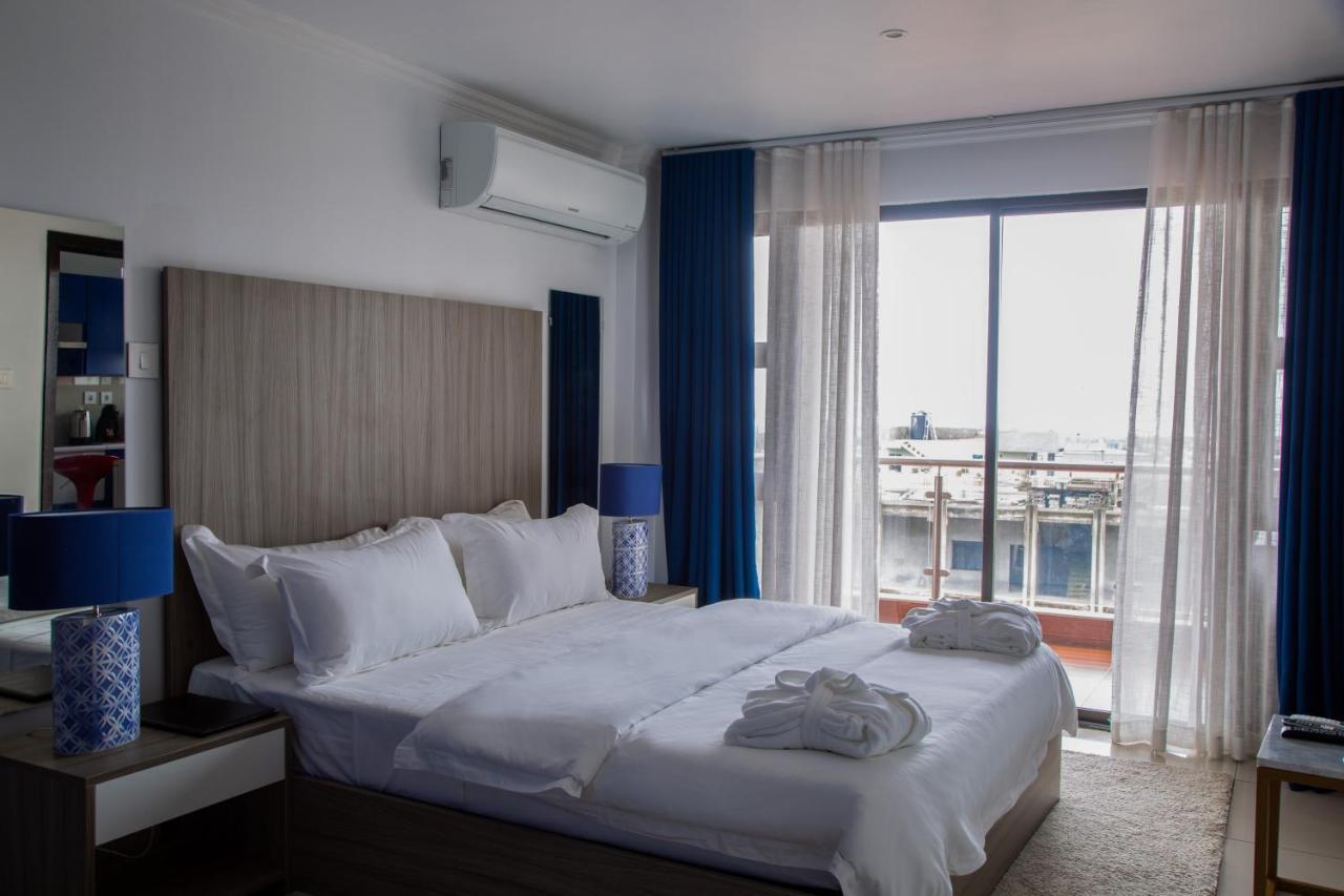 Wdc Aparthotel - Buea エクステリア 写真