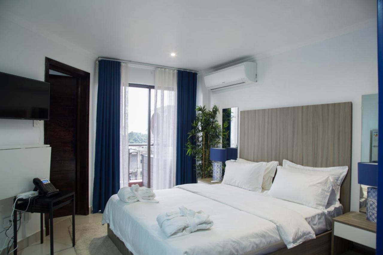 Wdc Aparthotel - Buea エクステリア 写真