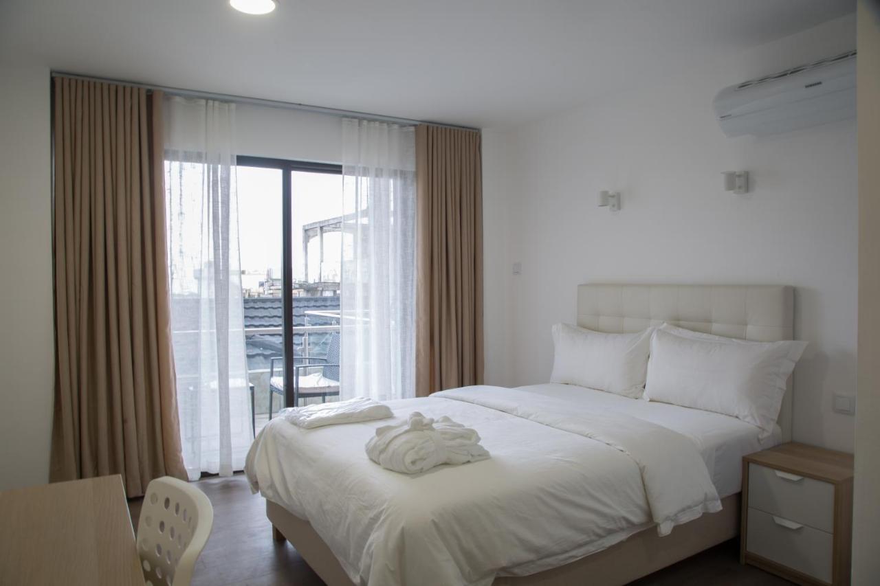 Wdc Aparthotel - Buea エクステリア 写真