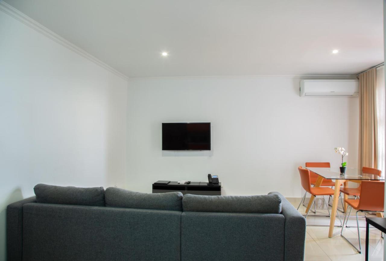Wdc Aparthotel - Buea エクステリア 写真