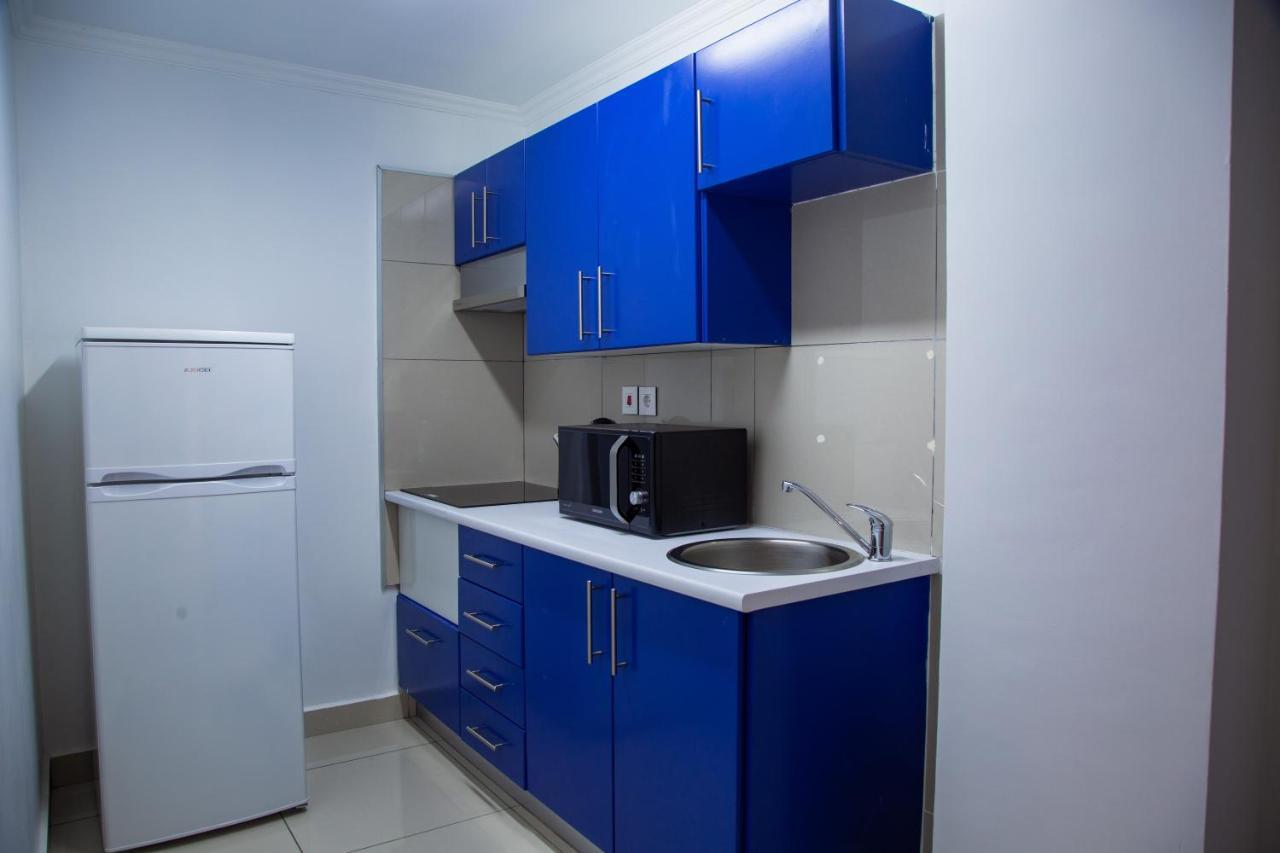 Wdc Aparthotel - Buea エクステリア 写真